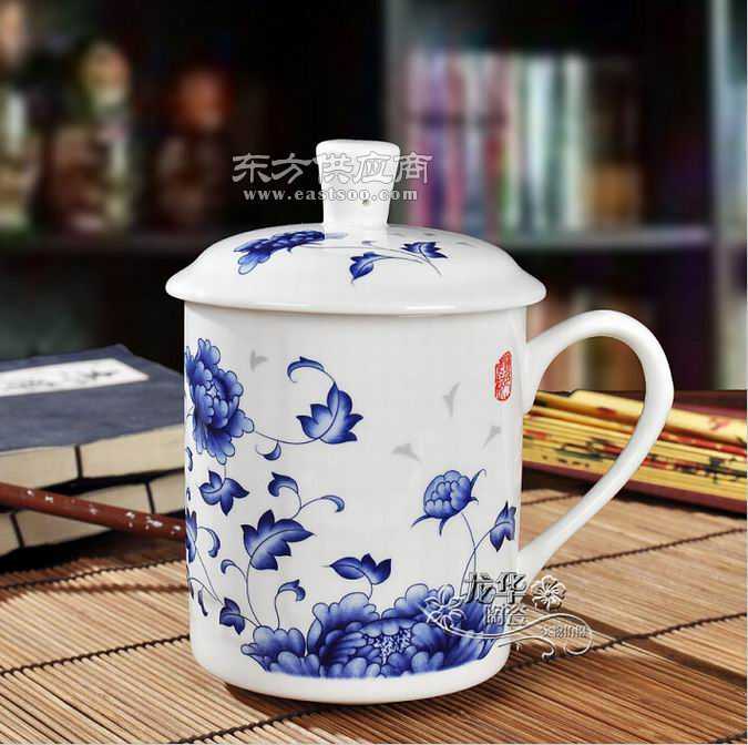 校慶禮品精選 陶瓷茶杯的紀念價值與廠家選擇